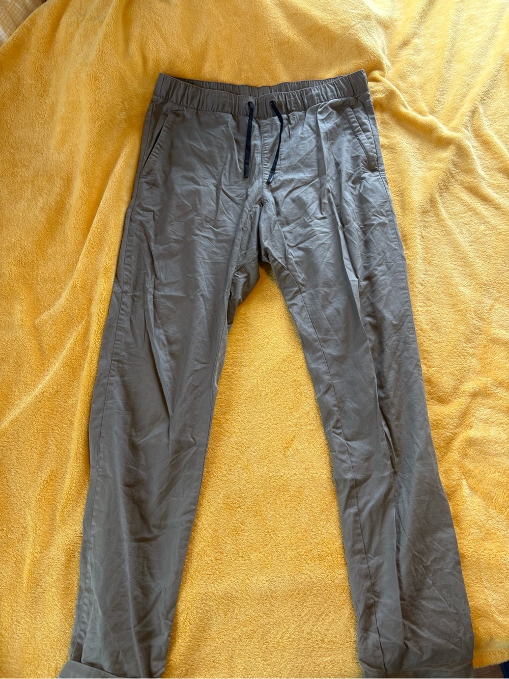 RVCA Men's Green Elastic Waist Joggers